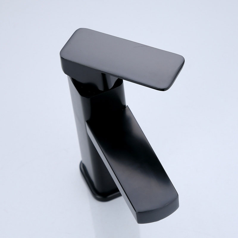Black/Chrome Bathroom Faucets  - مراجعة Commercial Kitchen Mixer Tap وسعره